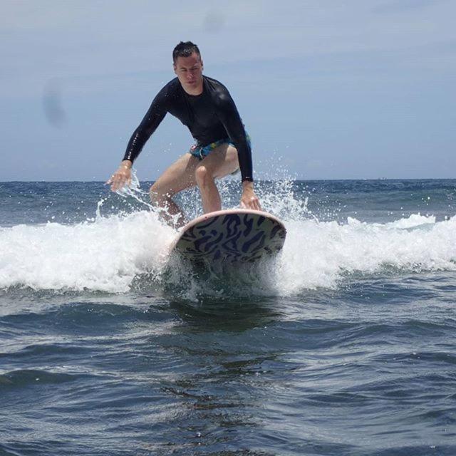 Hotel Tropical Surf House Okinawa Onna Esterno foto