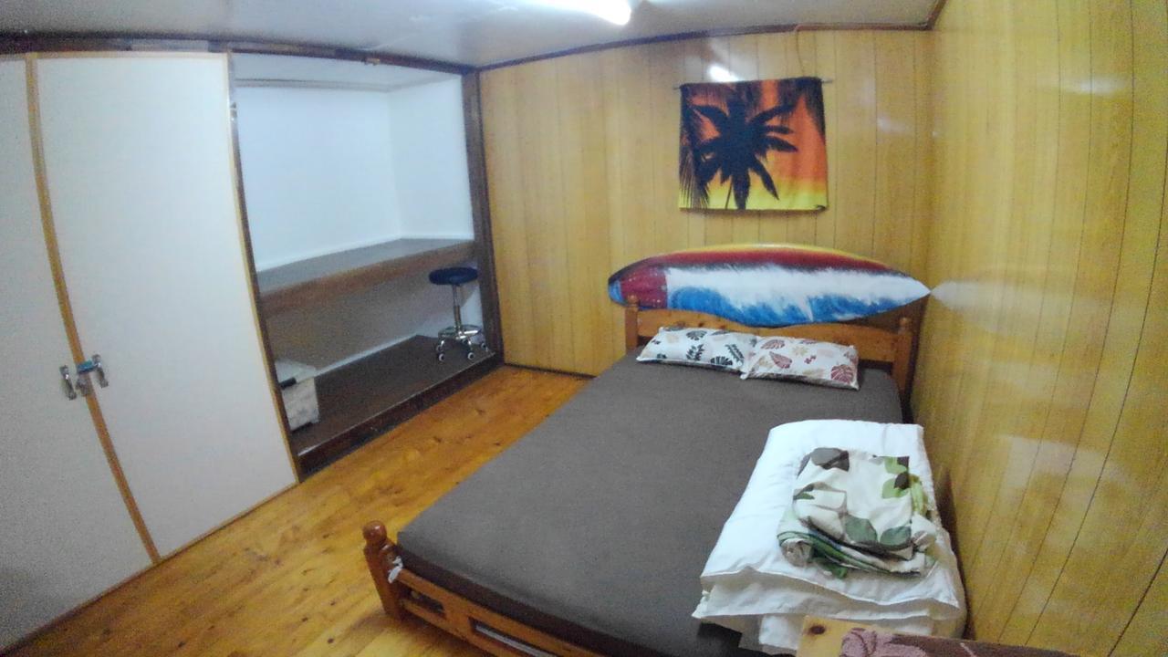 Hotel Tropical Surf House Okinawa Onna Esterno foto