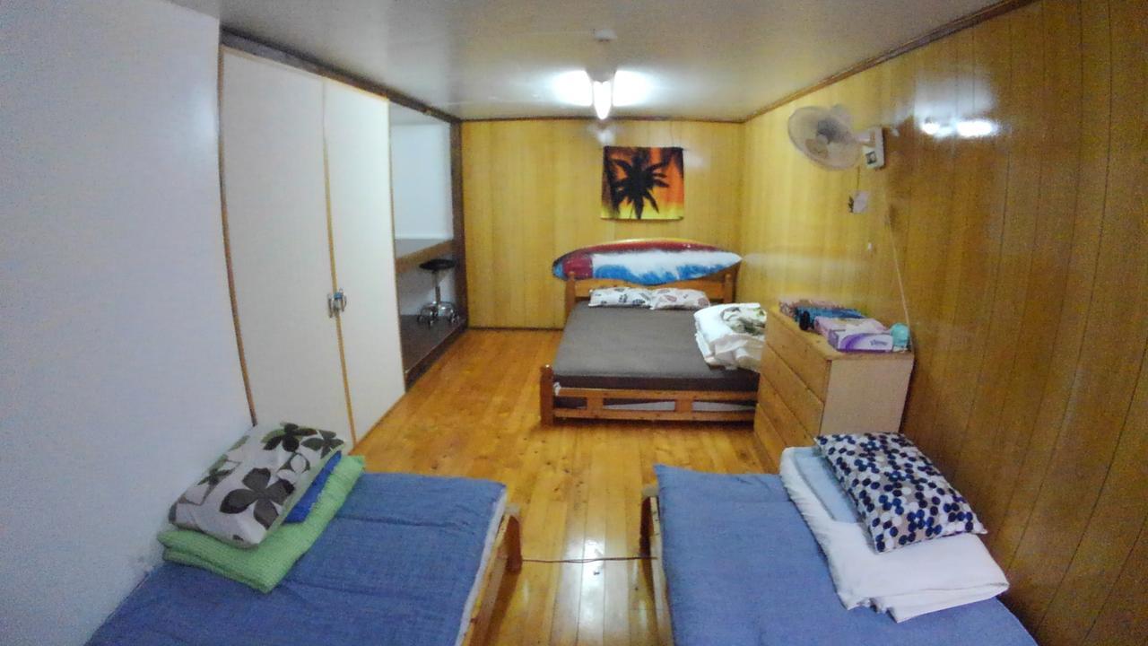 Hotel Tropical Surf House Okinawa Onna Esterno foto