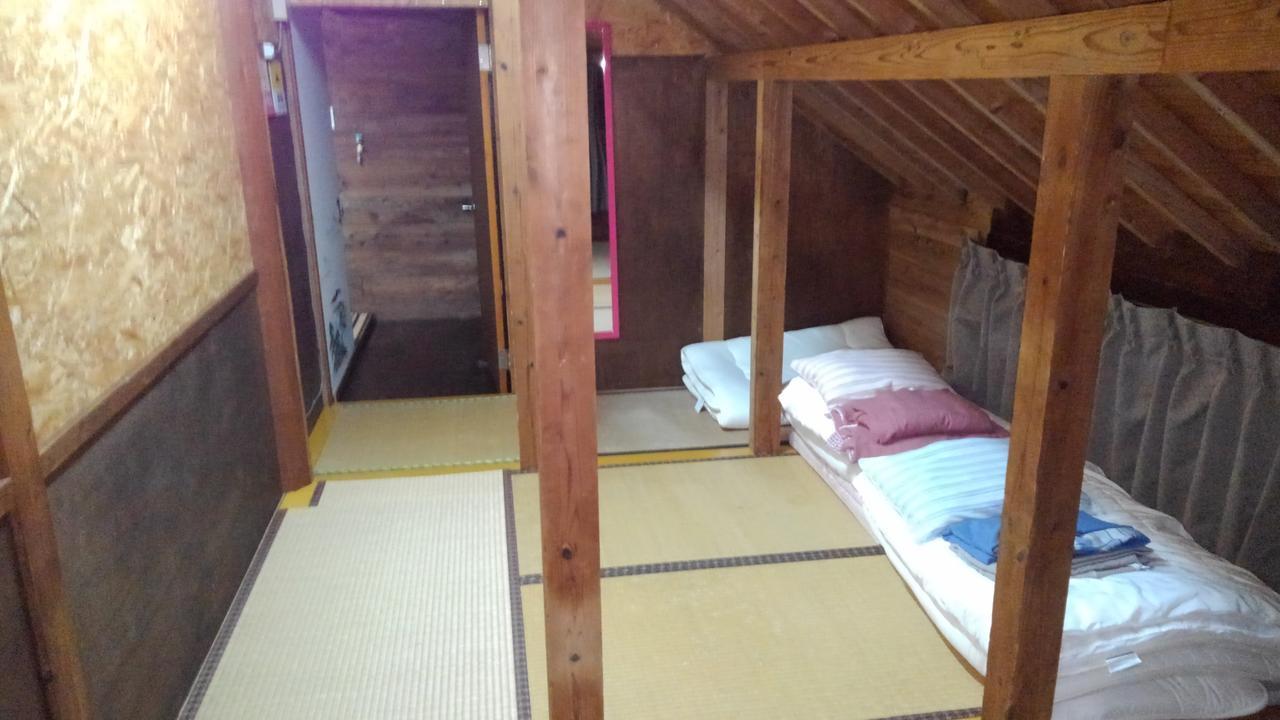 Hotel Tropical Surf House Okinawa Onna Esterno foto